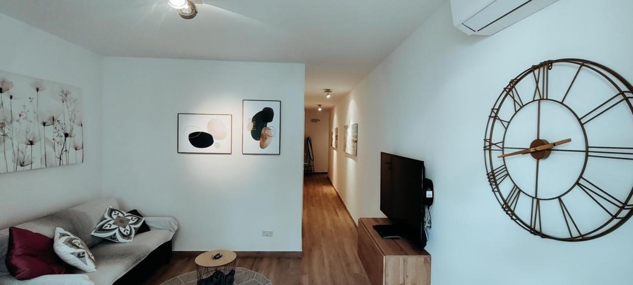 Getaway Suites Apartment Xlendi Ngoại thất bức ảnh