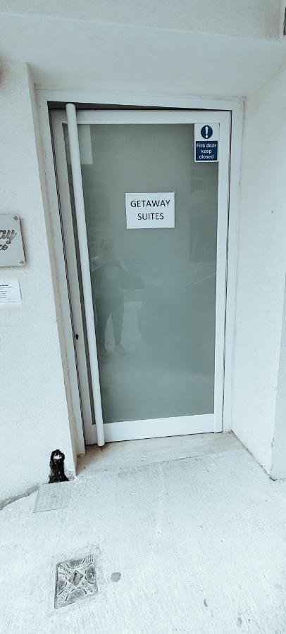 Getaway Suites Apartment Xlendi Ngoại thất bức ảnh