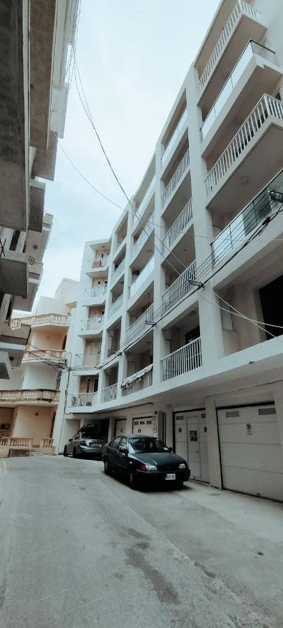 Getaway Suites Apartment Xlendi Ngoại thất bức ảnh